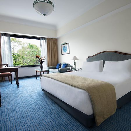 Crowne Plaza Chennai Adyar Park, An Ihg Hotel Экстерьер фото Deluxe Room