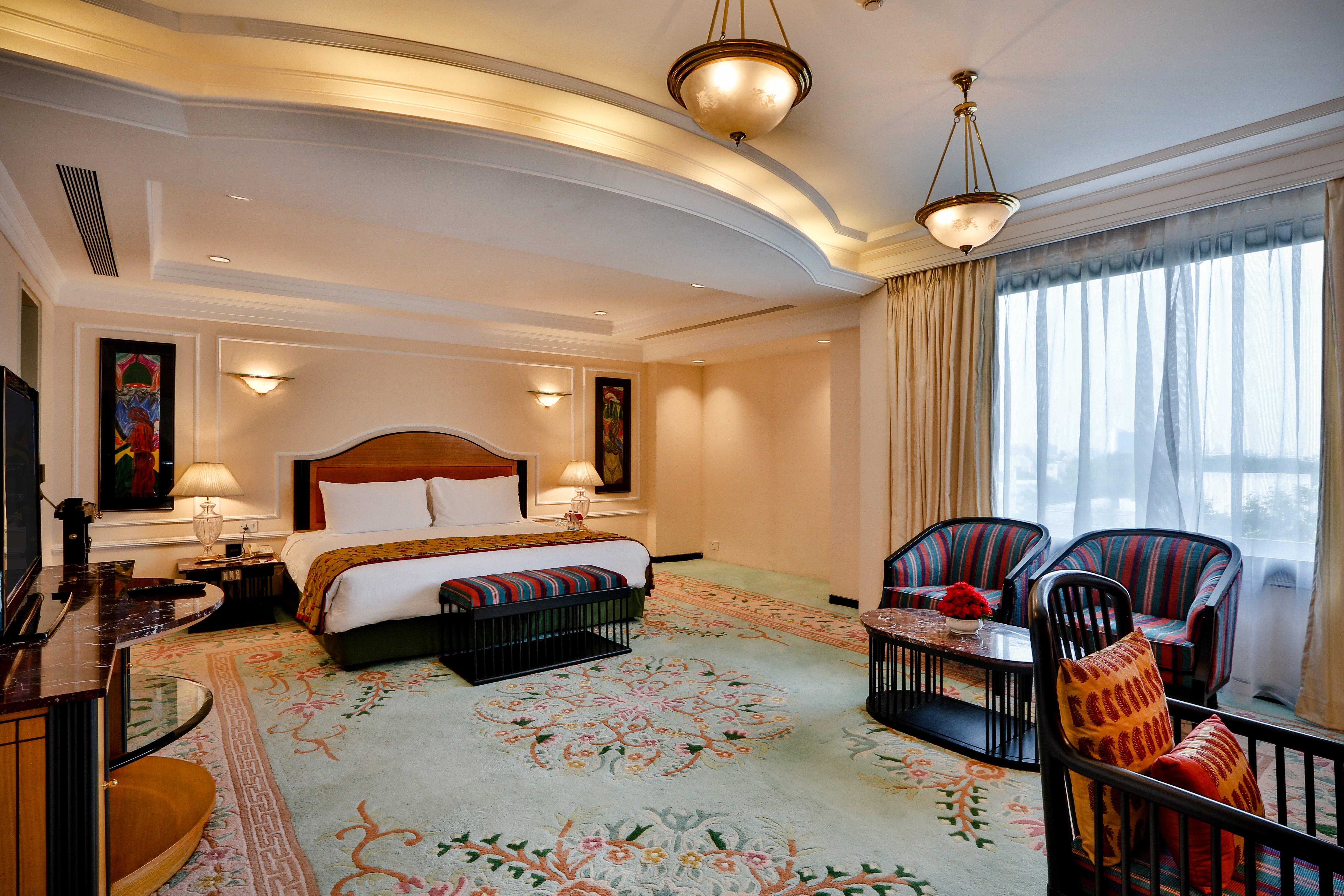 Crowne Plaza Chennai Adyar Park, An Ihg Hotel Экстерьер фото A suite at the Shangri-La Hotel, Kuala Lumpur