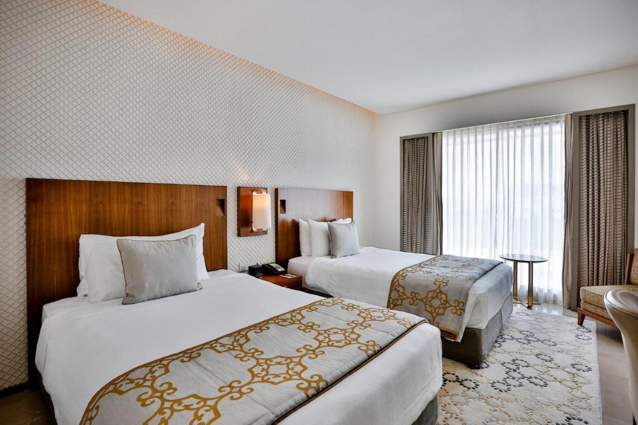 Crowne Plaza Chennai Adyar Park, An Ihg Hotel Экстерьер фото Deluxe Room